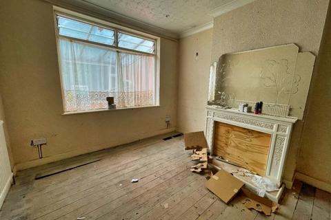 119 Collier Row Lane, Romford, RM5 3HL