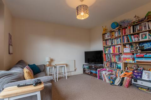 2 bedroom flat for sale, Old Hall Gardens, Shirley B90