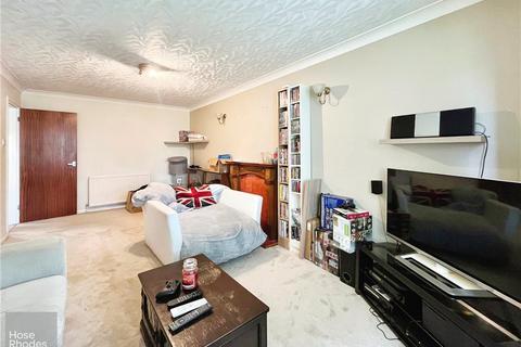 2 bedroom maisonette for sale, Medina Avenue, Newport