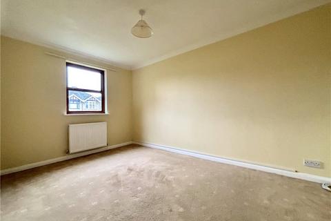 2 bedroom maisonette for sale, Medina Avenue, Newport