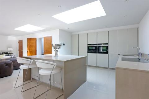 4 bedroom detached house for sale, London Road, Charlton Kings, Cheltenham, Gloucestershire, GL52