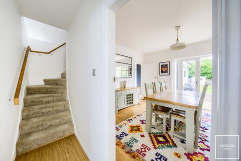 24 Chestnut Road, Oldbury, B68 0AX