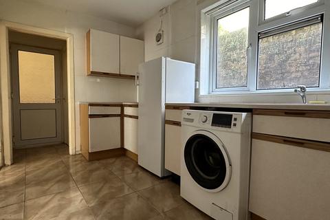 3 bedroom terraced house for sale, Dreflan, Cwmgiedd, Ystradgynlais, Swansea.