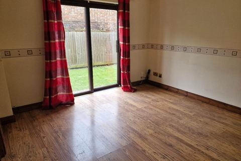 2 bedroom flat to rent, Mill Close, Wisbech