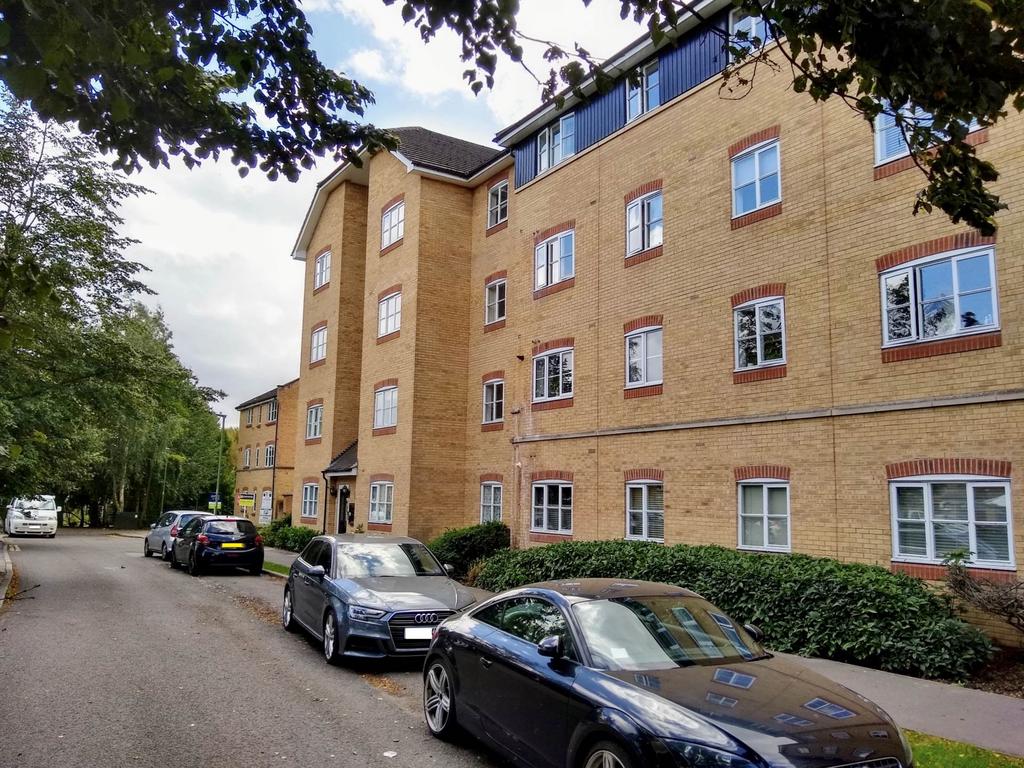 Stephenson Wharf, Apsley Lock... 3 bed apartment £1,650 pcm (£381 pw)