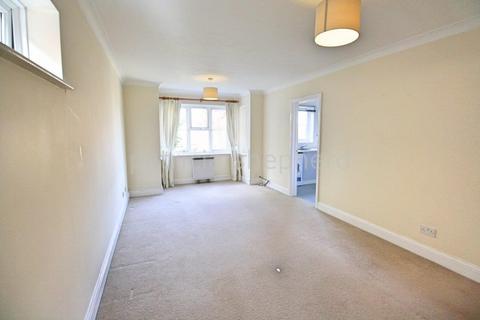1 bedroom flat to rent, Overton Road, South Sutton