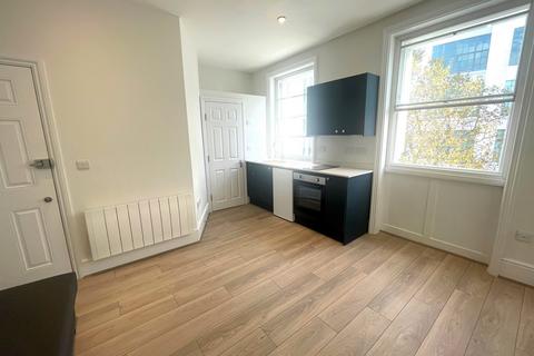 Flat to rent, Mornington Crescent, Camden, NW1