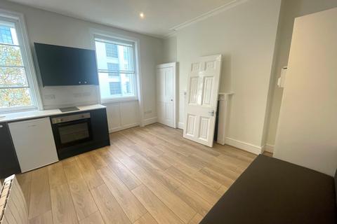 Flat to rent, Mornington Crescent, Camden, NW1