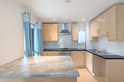 Flat 2, 16 Lewin Terrace, Feltham, TW14 8ED