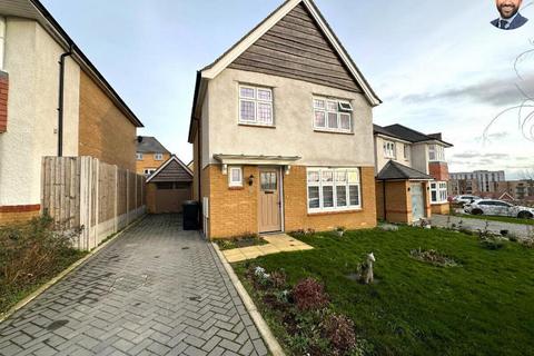 3 bedroom detached house for sale, Hunting Drive, Wigmore, LU2 0GA