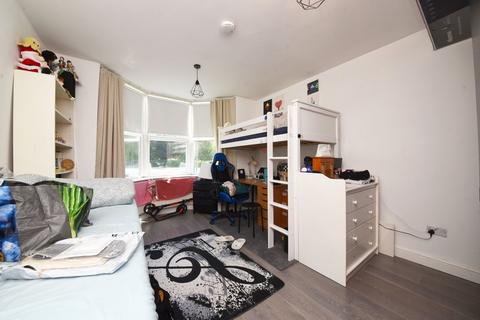 2 bedroom apartment for sale, Church Lane, London, N2