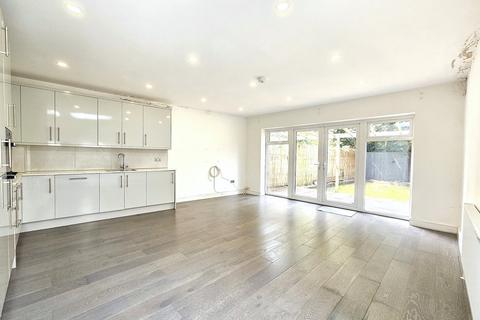 2 bedroom apartment for sale, Church Lane, London, N2