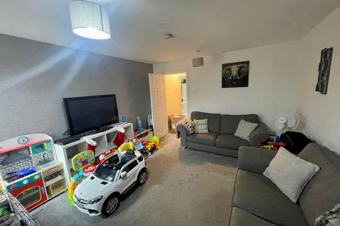 2 bedroom apartment to rent, Woods Terrace, Seaham SR7