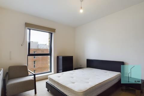 1 bedroom apartment to rent, Kingfisher Heights, London E16