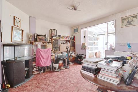 19 Askwith Road, Rainham, RM13 8EL