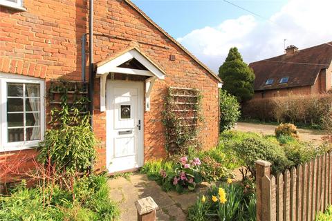 2 bedroom end of terrace house for sale, Chartridge, Chesham, HP5