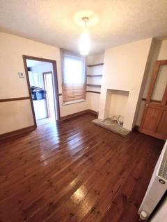 3 bedroom terraced house to rent, Clarendon Place, Dover CT17