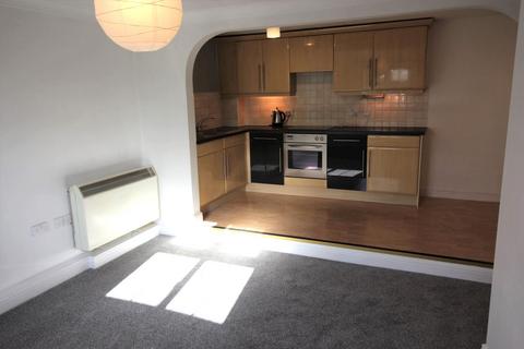 2 bedroom terraced house to rent, 2 bed Apt with parking Spinnakers, Aigburth