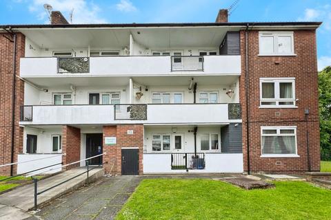 2 bedroom flat for sale, Woolston House, Moss Meadow Road, Salford, M6