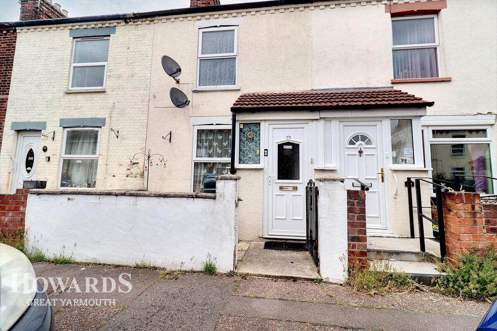 Coronation Road, Great Yarmouth 3 bed terraced house for sale £130,000