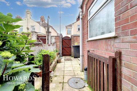 3 bedroom terraced house for sale, Coronation Road, Great Yarmouth