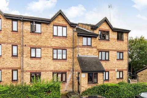 1 bedroom apartment for sale, Trenmar Gardens, London NW10