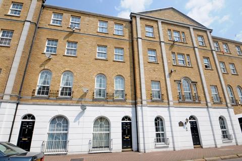 2 bedroom apartment to rent, Rotherhithe Street Surrey Quays SE16
