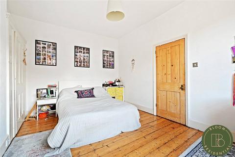 2 bedroom apartment for sale, Shaftesbury Road, Stroud Green, London, N19