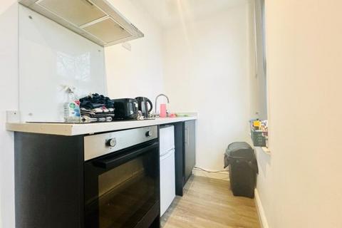 1 bedroom in a house share to rent, Derby Road