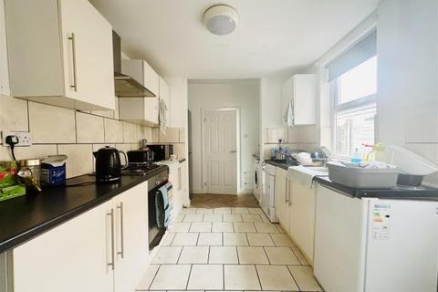 4 bedroom house share to rent, Peveril Road