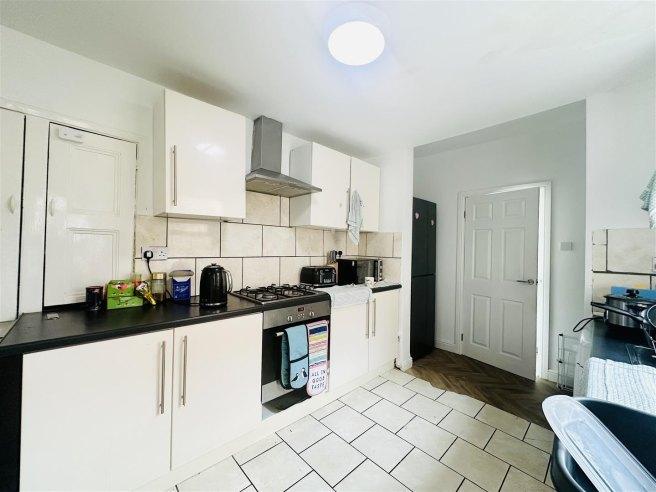 Peveril-road-ng9-2hy-957662