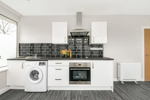 1 bedroom apartment to rent, Castleview House, East Lane, Runcorn, WA7 2DP