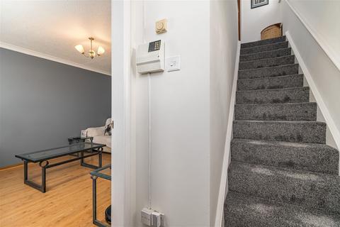 182 Brambleside, Kettering, NN16 9UQ