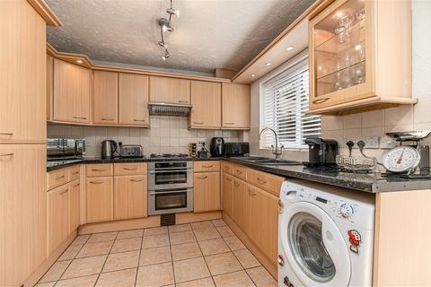 182 Brambleside, Kettering, NN16 9UQ