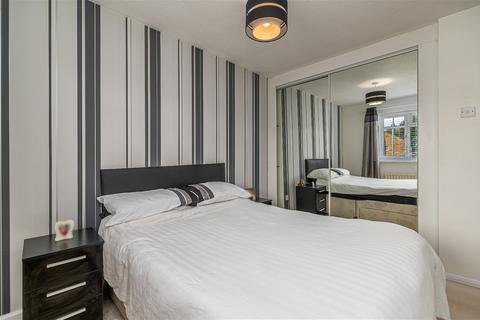 182 Brambleside, Kettering, NN16 9UQ