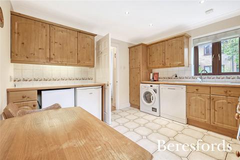 20 The Dell, Great Baddow, Chelmsford, CM2 7JY