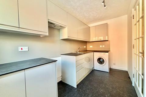 2 bedroom flat for sale, De la Warr Road, Bexhill-on-Sea, TN40