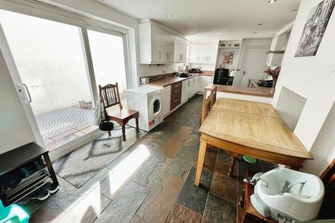 4 bedroom terraced house for sale, Cross Street, Burnham-on-Sea, TA8