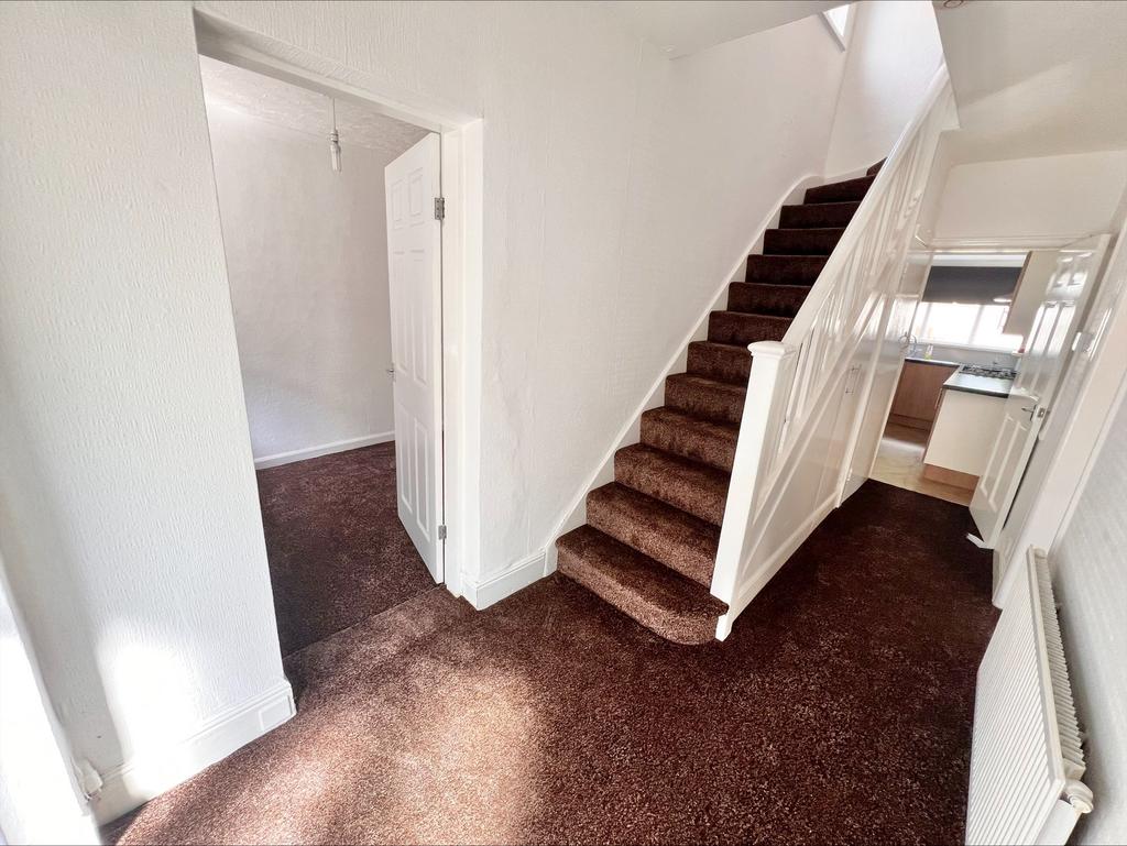 Lea Hill Road, Birmingham B20 3 bed semidetached house to rent £
