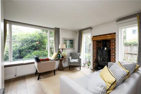 2 bedroom detached house to rent, Arterberry Road, Wimbledon, SW20