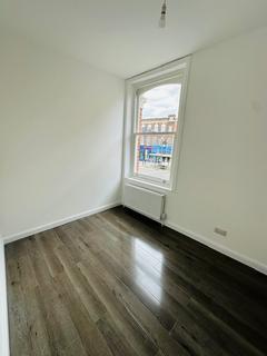 3 bedroom flat to rent, High Street, London NW10