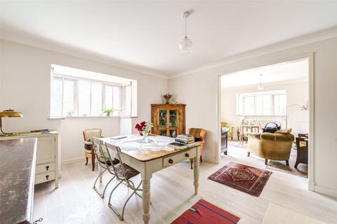 3 bedroom detached house for sale, Courtlands Close, Goring-by-Sea, Worthing, West Sussex, BN12