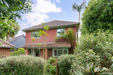 Courtlands Close, Goring-by-Sea, Worthing, West Sussex, BN12