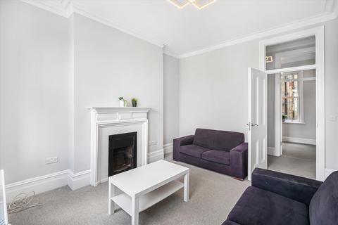 3 bedroom flat for sale, London, SW9