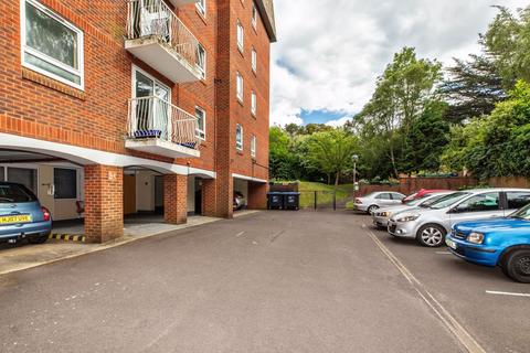 2 bedroom retirement property for sale, Masters Court, Bournemouth, Dorset