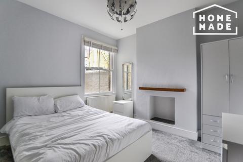 2 bedroom ground floor flat to rent, Aylesbury Road, SE17