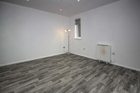 1 bedroom end of terrace house to rent, Bushwood Drive, London SE1