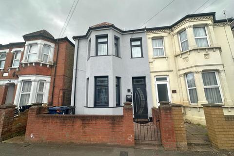 66 Regina Road, Southall, UB2 5PL