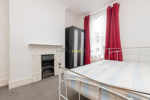 2 bedroom flat to rent, Digby Crescent, London N4