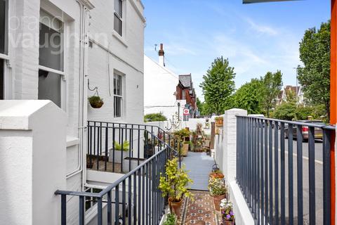 1 bedroom flat for sale, Stanford Avenue, Brighton, East Sussex, BN1